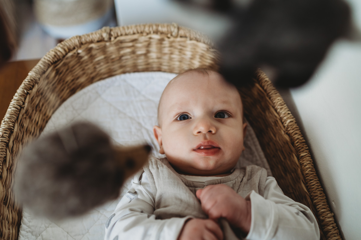 https://carleyaplin.com/wp-content/uploads/2020/07/West-London-Newborn-photographer-at-home-Carley-Aplin-54.jpg