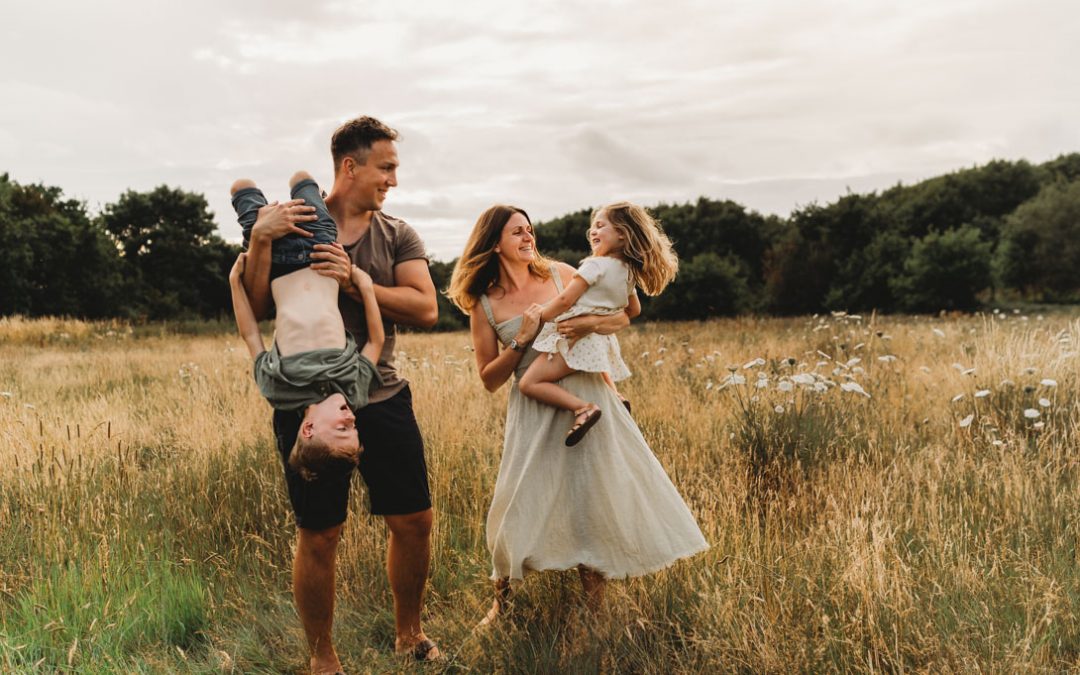 Summer Grasses – A Relaxed Family Photo Shoot, Southampton