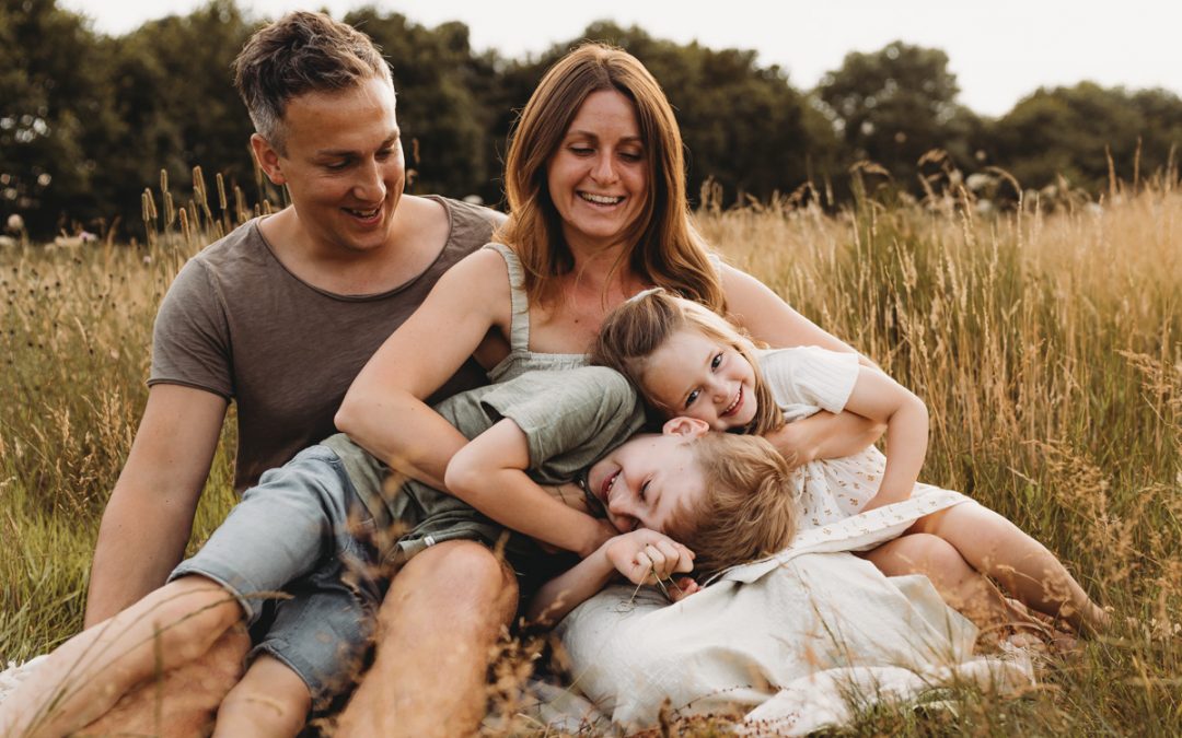 The Thomas’- A Relaxed Sunset Family Photo shoot, Hampshire